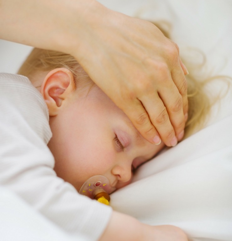 What should you do if your child has a febrile seizure? Learn about simple and complex febrile seizures — the causes, if they are epilepsy, and how to treat and prevent febrile seizures.